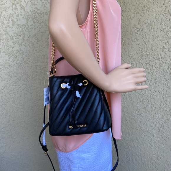 MICHAEL KORS SMALL BUCKET XBODY BLACK - Picture 7 of 16